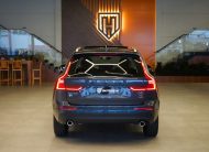 VOLVO XC60 D-5 MOMENTUM 2.0 AWD DIESEL AUTOMÁTICO 2020