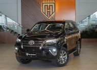 TOYOTA HILUX SW4 SRX 2.8 TURBO DIESEL 4X4 AUTOMÁTICO 2020 – 7 LUGARES