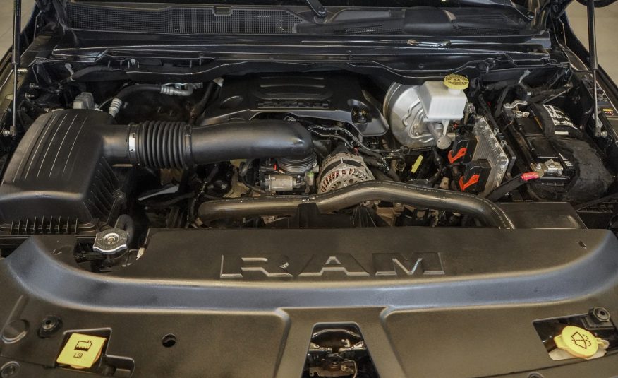 RAM 1500 REBEL HEMI 5.7 V8 4X4 GASOLINA AUTOMÁTICO 2022 – CABINE DUPLA