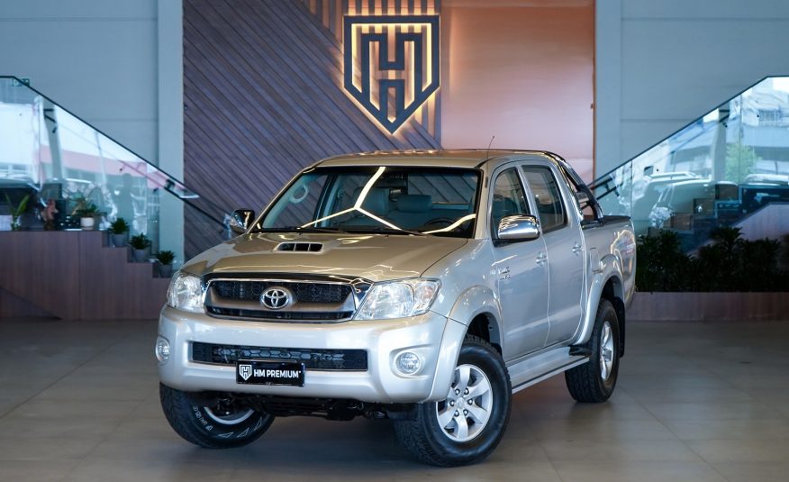 TOYOTA HILUX SRV D4-D 3.0 TDI 4X4 DIESEL AUTOMÁTICO 2011 – CABINE DUPLA