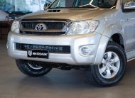 TOYOTA HILUX SRV D4-D 3.0 TDI 4X4 DIESEL AUTOMÁTICO 2011 – CABINE DUPLA